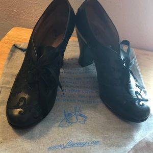 John Fluevog Black Miracles Embroidery shoes